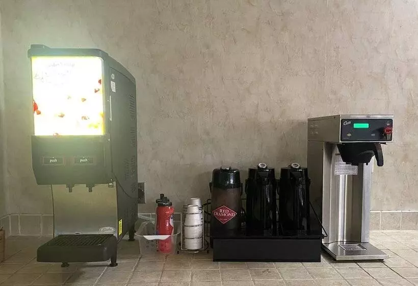 酒店 Days Inn By Wyndham Ozark