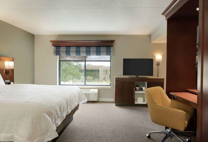 فندق Hampton Inn West Des Moines Lake Drive