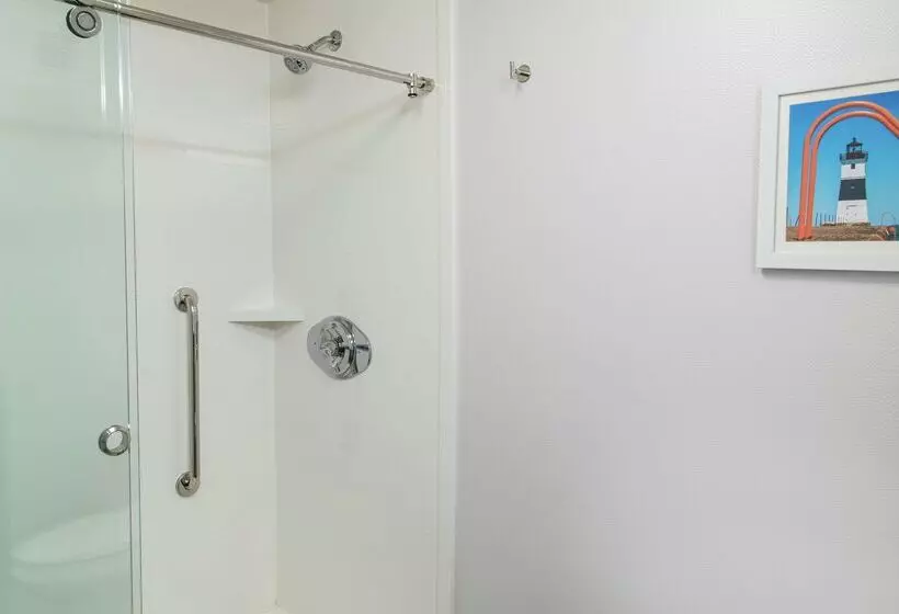 هتل Hampton Inn Eriesouth