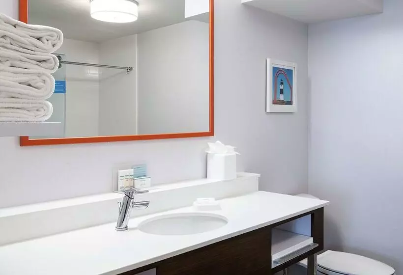 هتل Hampton Inn Eriesouth