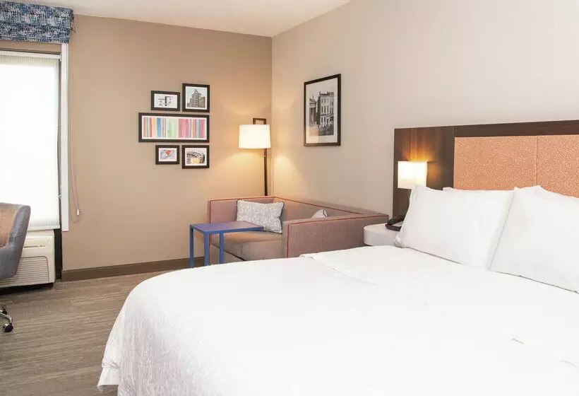 هتل Hampton Inn Eriesouth