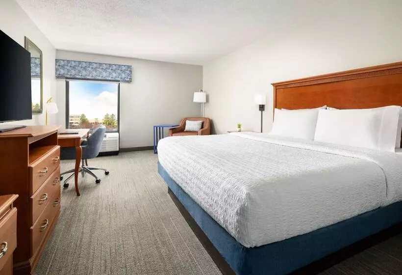 Hotelli Hampton Inn Memphiswalnut Grove/baptist Hospital East