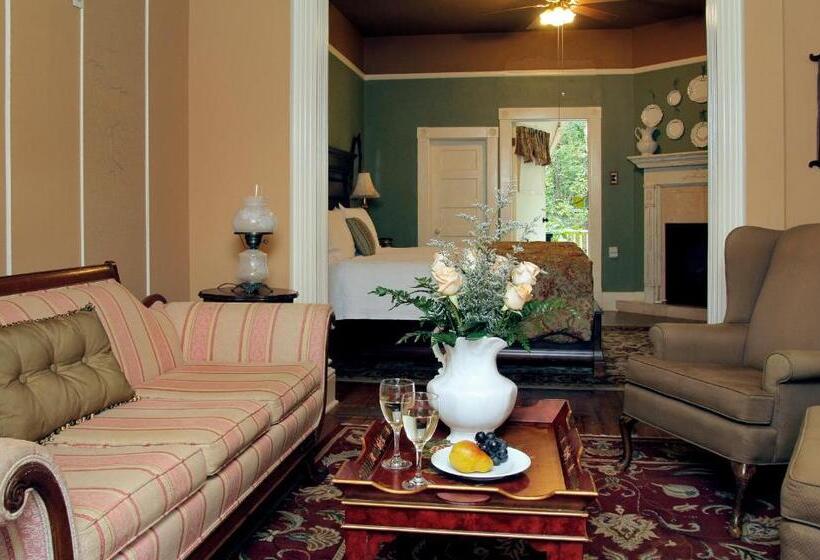 فندق Heartstone Inn