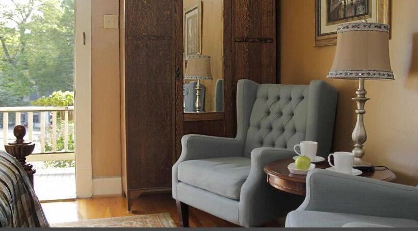 فندق Heartstone Inn