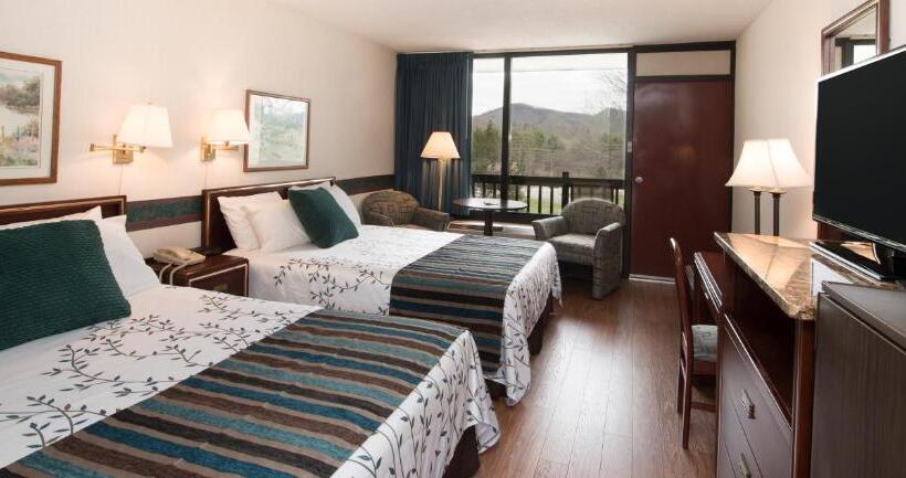 ホテル Highland Manor Inn