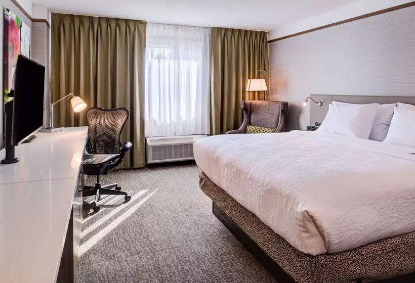 فندق Hilton Garden Inn Detroit   Southfield, Mi