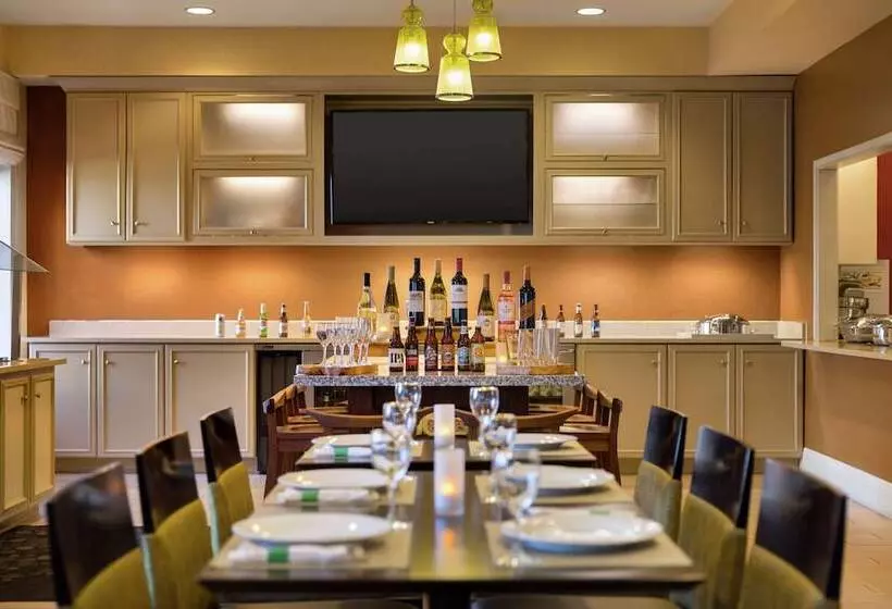 בית מלון כפרי Hilton Garden Inn Flagstaff