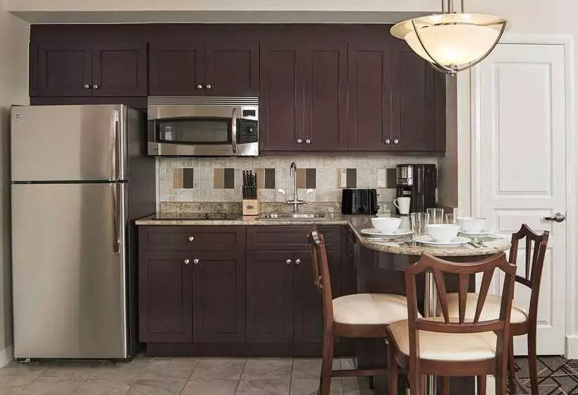 בית מלון כפרי Hilton Grand Vacations at McAlpin-Ocean Plaza