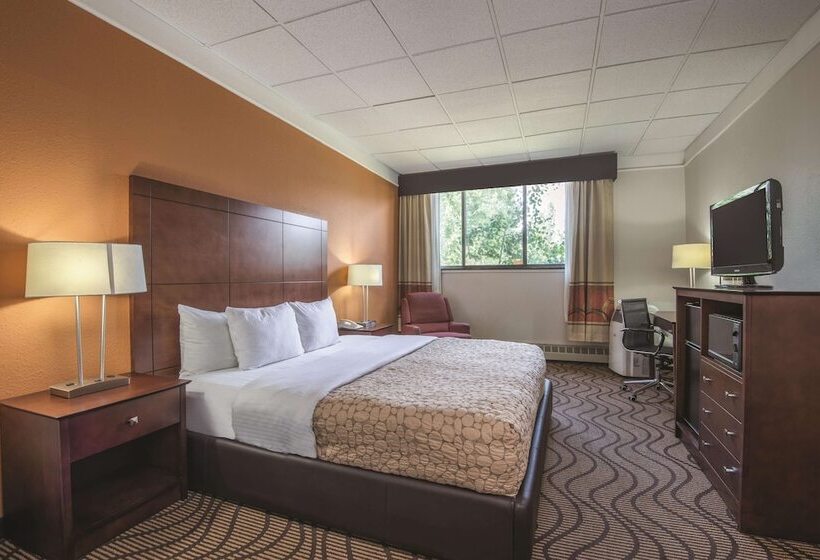 Отель La Quinta By Wyndham Silverthorne   Summit Co