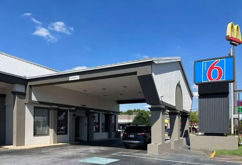 Motel 6 Opelika Al