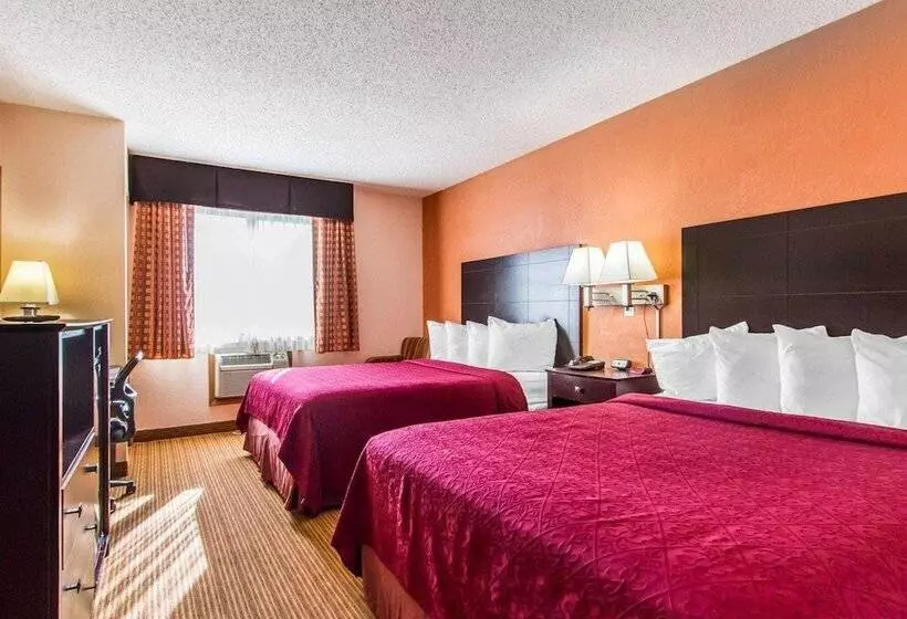 هتل Quality Inn & Suites