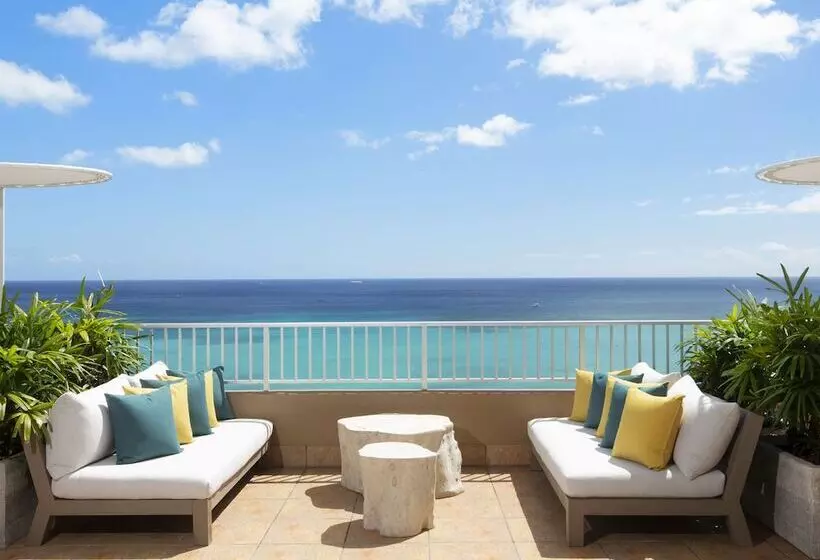 Отель The Twin Fin