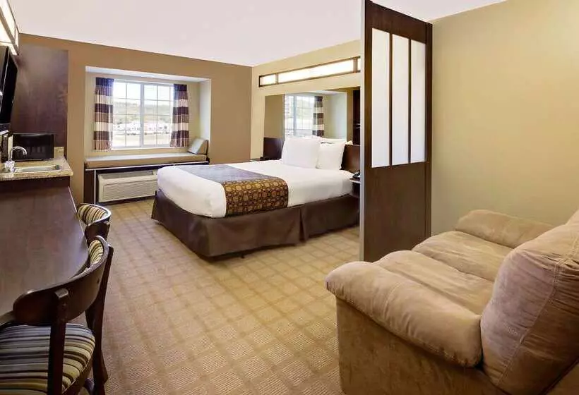 Microtel Inn & Suites By Wyndham Prairie Du Chien
