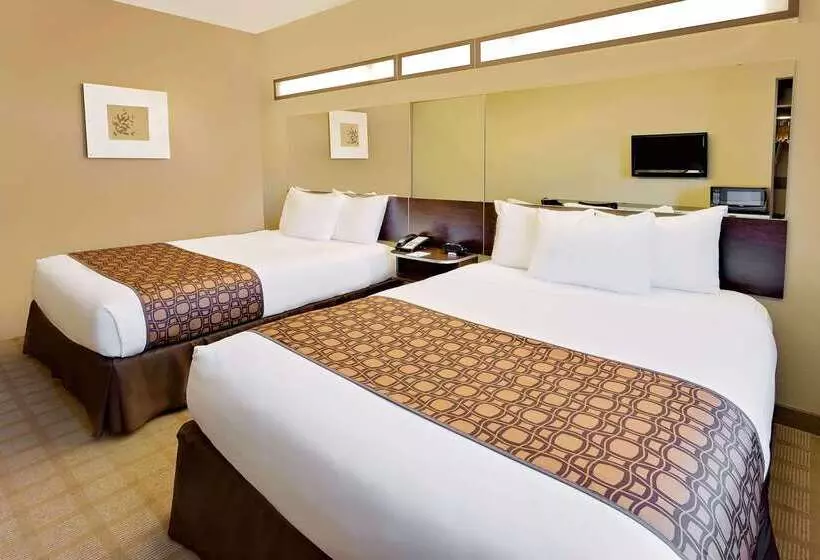 Microtel Inn & Suites By Wyndham Prairie Du Chien