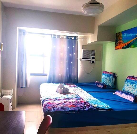 Horizons 101, Studio Good For 2 Person