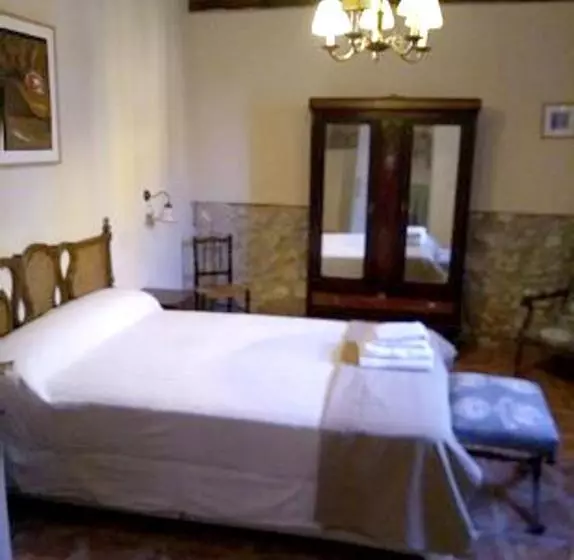 Spacious Villa With Private Pool Campo De Cuellar