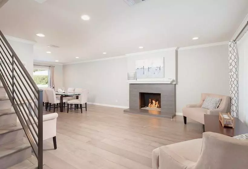 Radiant Estate New Luxury Cali 3 Bd!