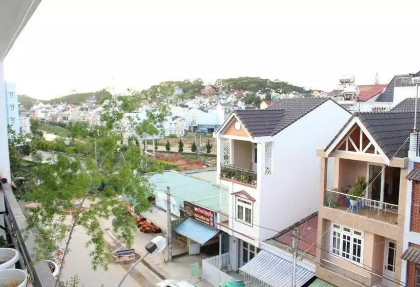 Thao My Hostel