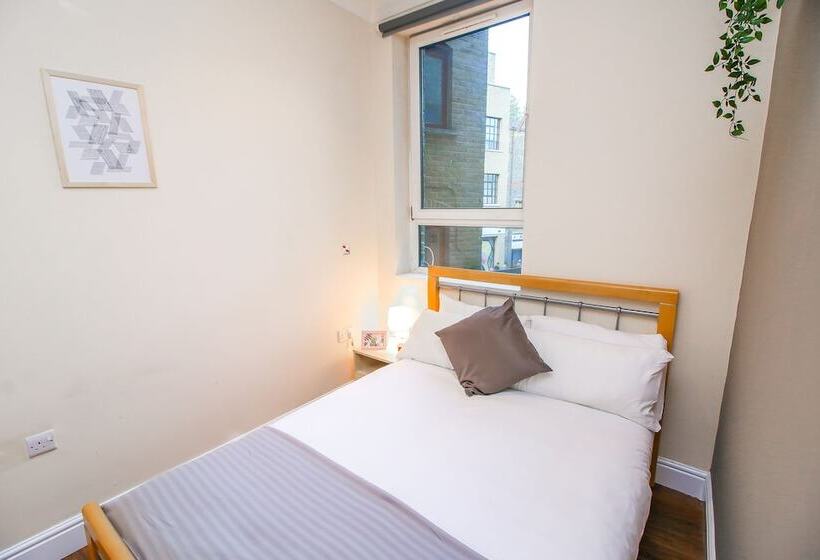 City View Flat At Liverpool St Brick Ln