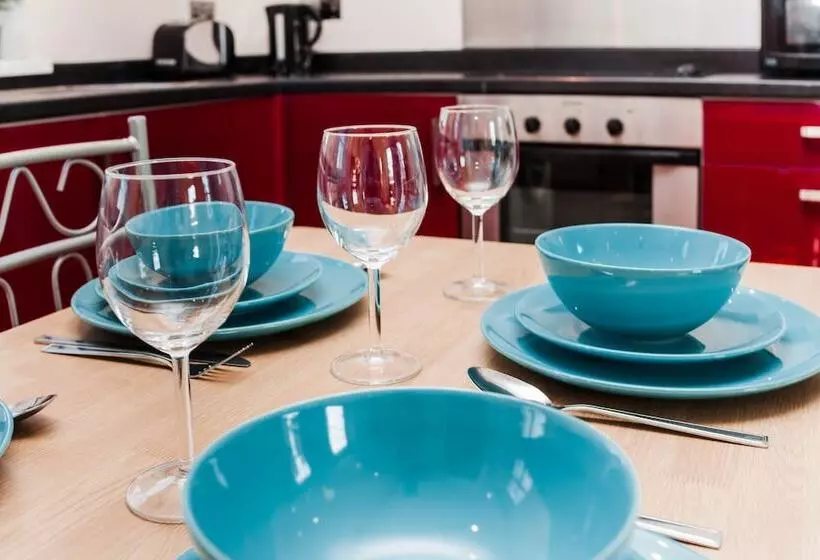 City View Flat At Liverpool St Brick Ln