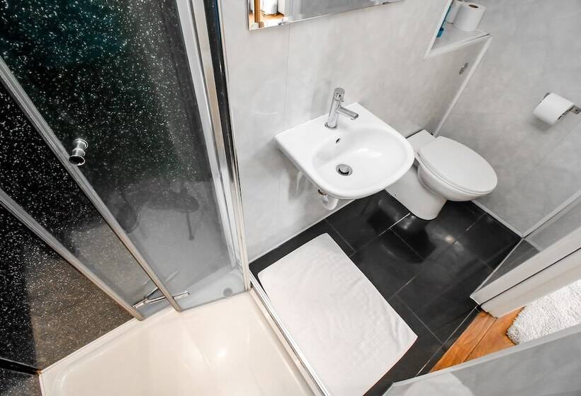 City View Flat At Liverpool St Brick Ln