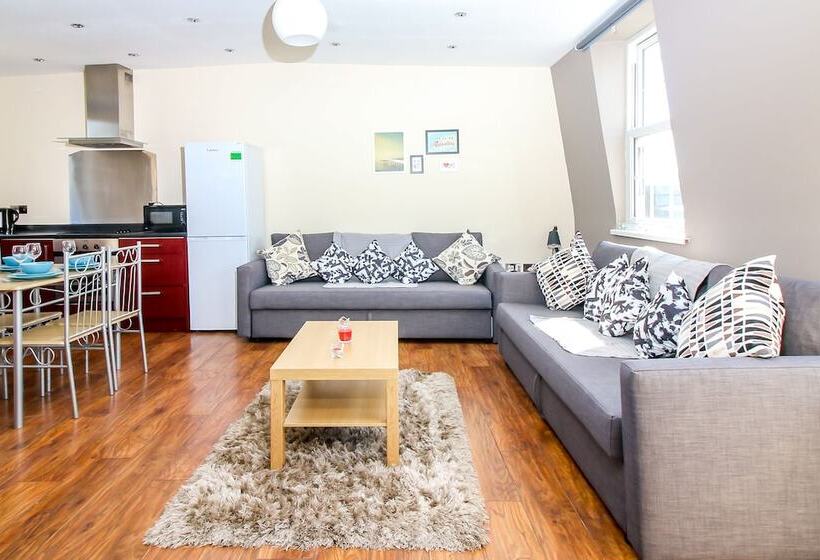 City View Flat At Liverpool St Brick Ln
