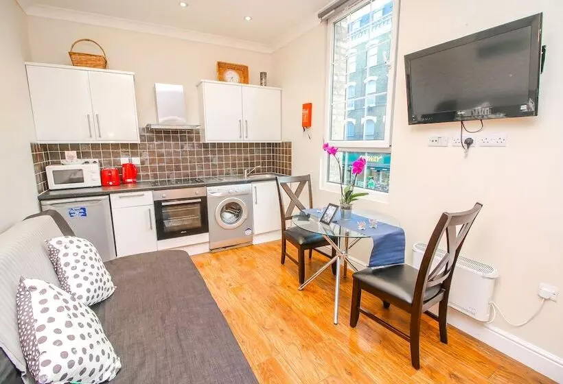 City View Flat At Liverpool St Brick Ln
