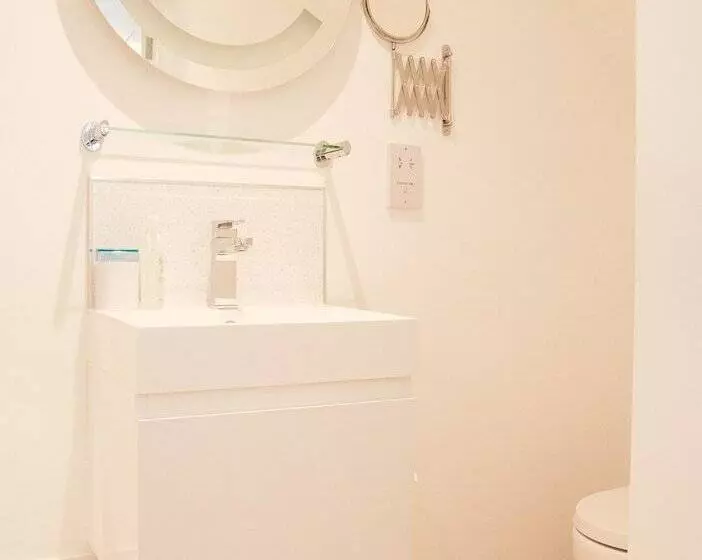 Malvern Holiday Garden Flat