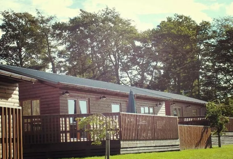Mountain Ash Lodge