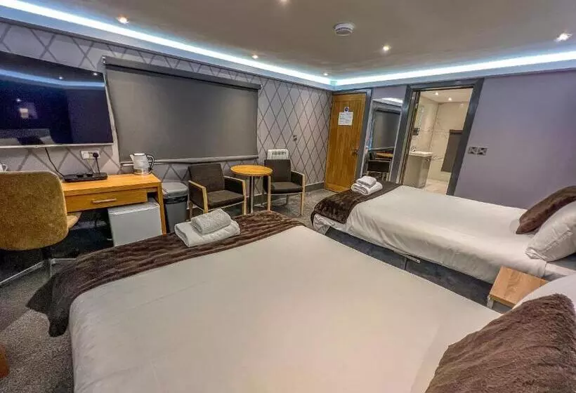 Majatalo Fountain House