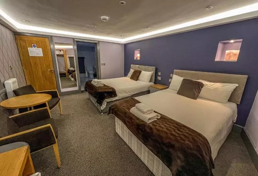 Majatalo Fountain House