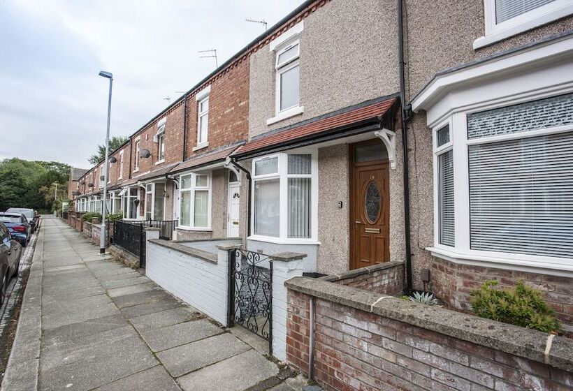 اقامتگاه Coniston Street