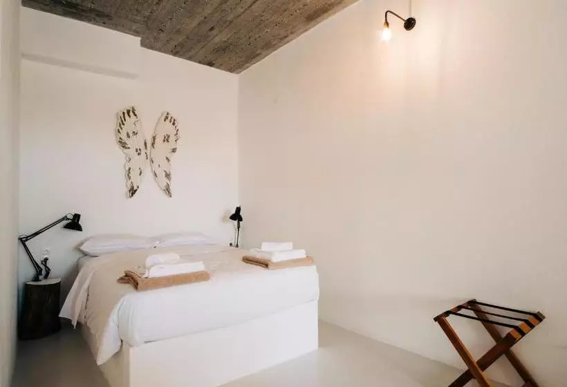 Hotelli Mesanto Luxury Suites