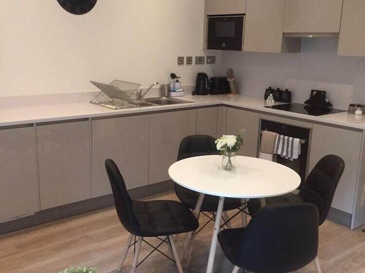 Modern Apartment By Creatick