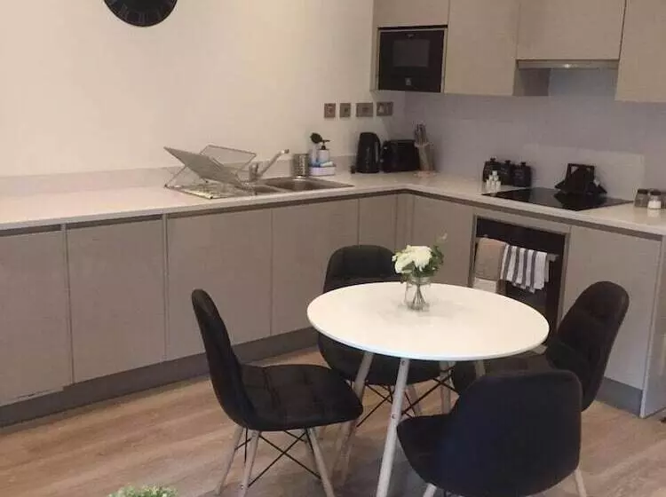 Modern Apartment By Creatick