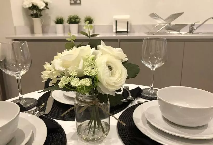 Modern Apartment By Creatick