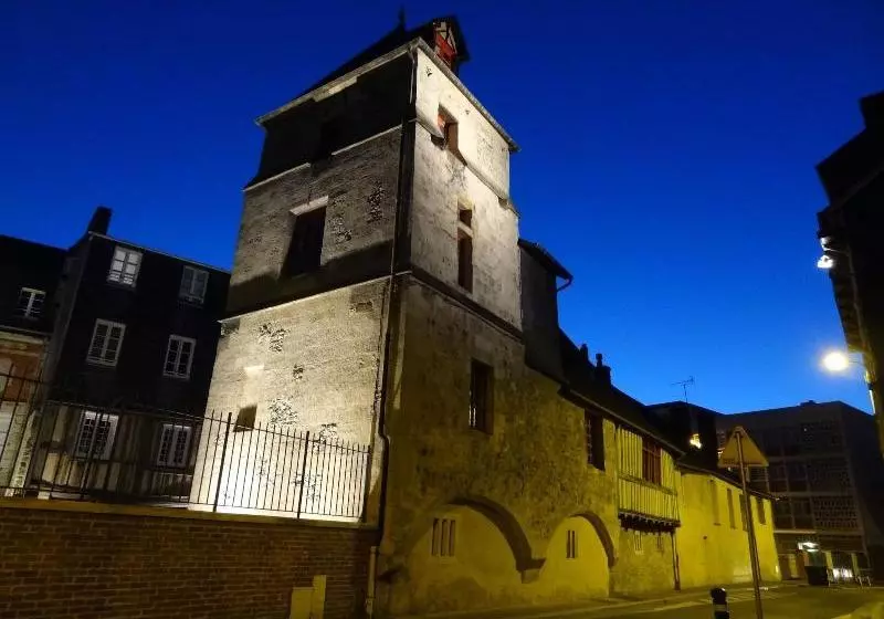 Majatalo Chambre D Hôtes Au Coeur De Lisieux