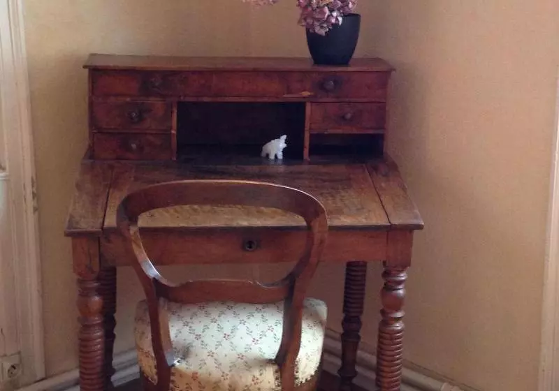 Majatalo Chambre D Hôtes Au Coeur De Lisieux