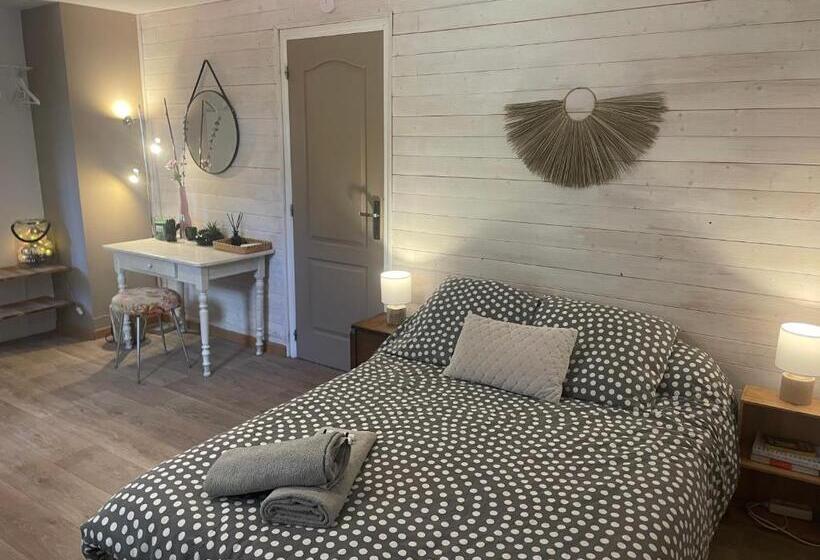 ペンション Chambre D Hôtes Du Vieux Collonges