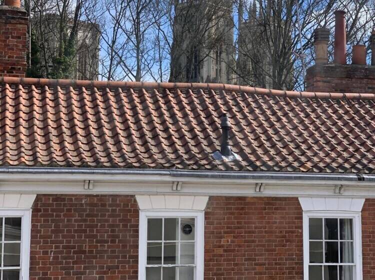 פנסיון Intown 60 Second Walk 2 Minster!