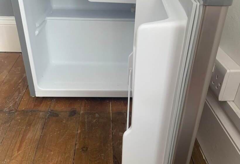 פנסיון Intown 60 Second Walk 2 Minster!