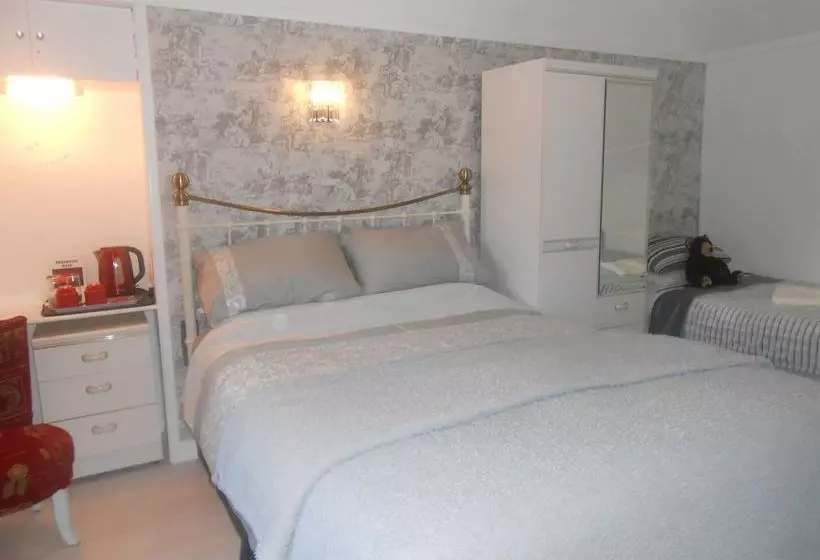 ペンション Seaview Guest House