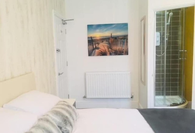 ペンション Townhouse @ Westminster St