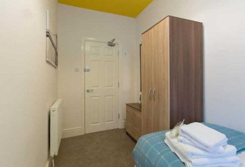 ペンション Townhouse @ Westminster St