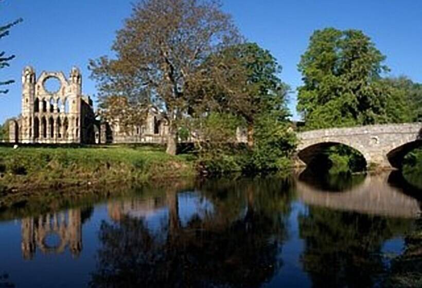 River View Apartment