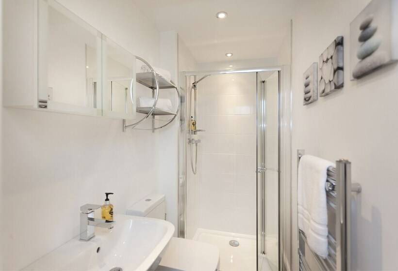 Bowling Green Apartments