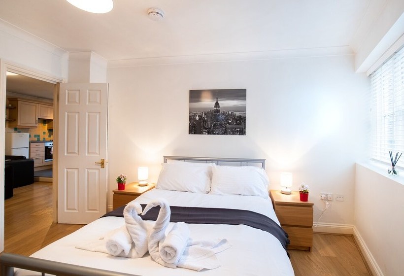 2 Bedroom Apartment, Castle Walk