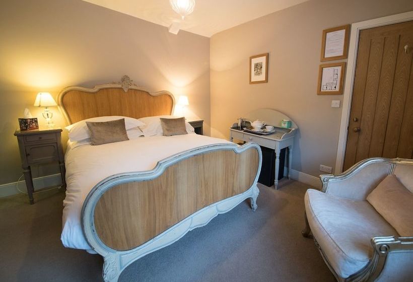 膳宿费 Checkers Pantry With Rooms