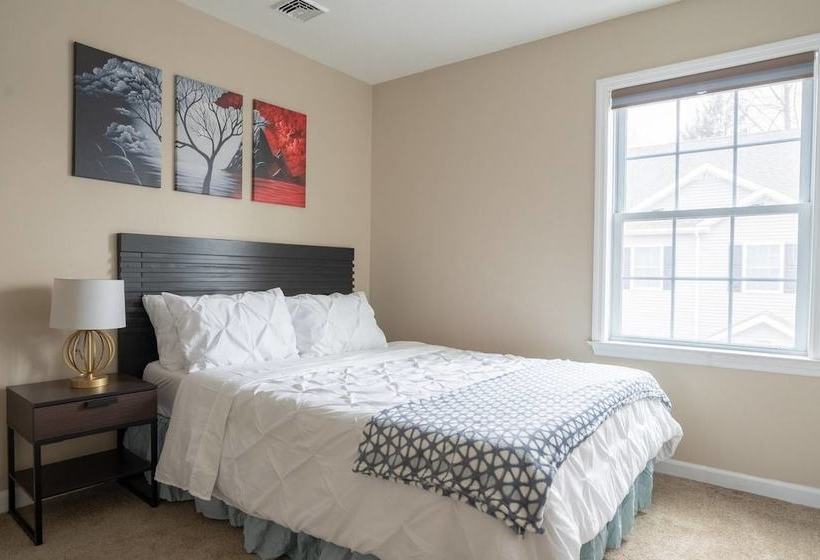 Beautiful Brand New 3 Bd Home Near West Point!