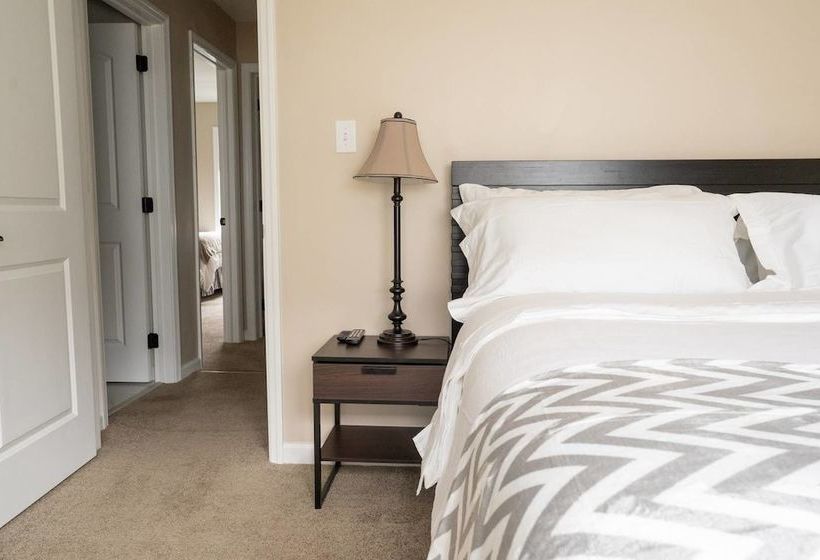 Beautiful Brand New 3 Bd Home Near West Point!